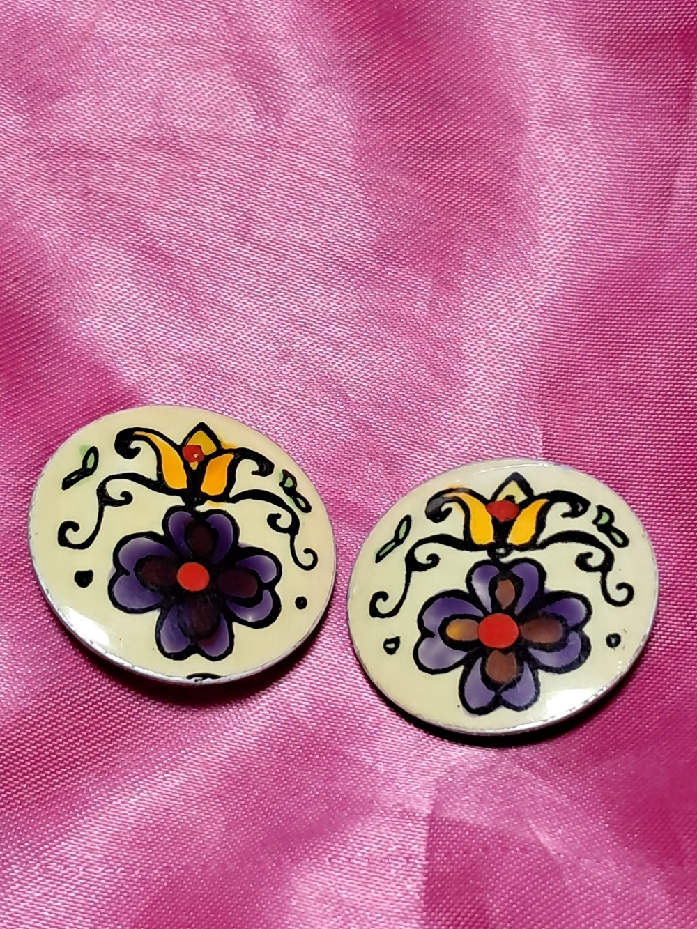 Vintage Hand-Painted Floral Round Earrings in Purple and Cream